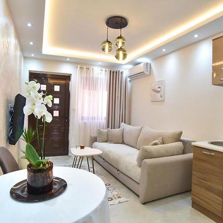 Vila Apartments Lidija Petrovac Exterior foto