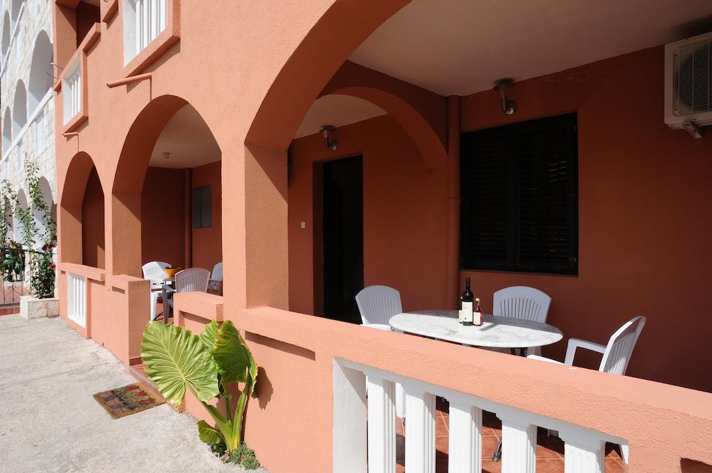 Vila Apartments Lidija Petrovac Quarto foto
